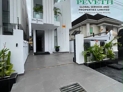 Contemporary 5 Bedroom Fully Detached Duplex + Pool, Cinema, BQ — Lekki, Lagos