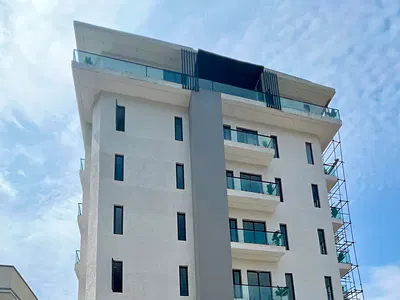 Luxury 1 Bedroom Apartment with Swimming Pool and Gym with Elevator — Off Admiralty Way, Lekki Phase 1, Lekki, Lagos