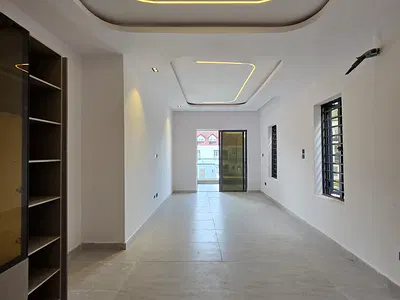 5 Bedroom Fully Detached House with BQ — Lekki, Lagos
