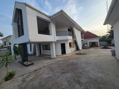 5 Bedroom Detcahed with BQ — Wuse 2, Abuja