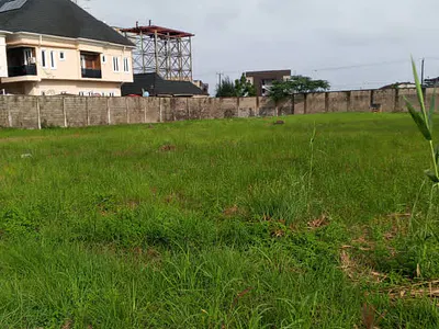 1,400 SQM Residential Land — Mekunwe Road, Off Queens Drive, Ikoyi, Lagos