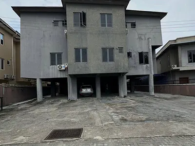 1 Bedroom Flat with Fitted Kitchen — Lekki, Lagos