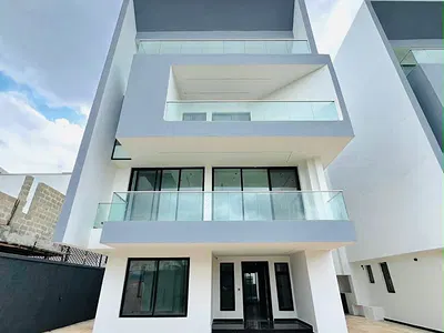 5-Bedroom Detached Duplex with Pool, Cinema & Elevator — Ikoyi, Lagos