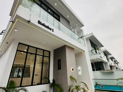 Luxury 4bedroom Detached Duplex with BQ & Pool — Ajah, Lagos