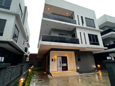 6-Bedroom Detached Duplex with BQ — Ikoyi, Lagos