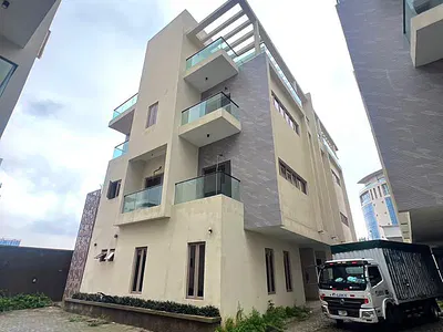 5 Bedroom Luxury Semi Detached Home — Ikoyi, Lagos