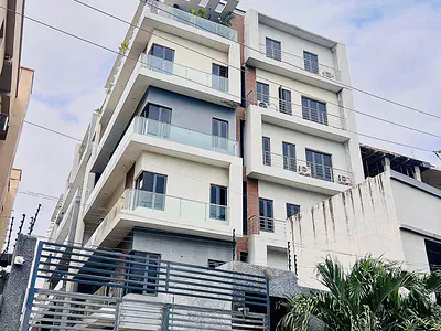 Beautifully Furnished 3 Bedroom Apartment with BQ — Ikoyi, Lagos
