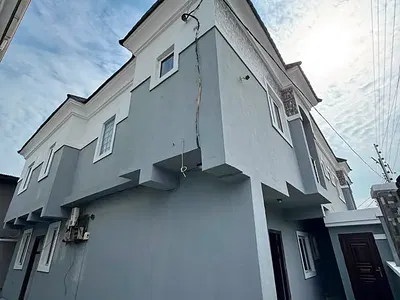 Very Solid 4 Bedroom Semi-Detached Duplex with BQ — Surulere, Lagos
