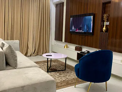 Nicely Furnished 1-Bedroom Apartment with Gym, PS4 and Pool — Lekki, Lagos