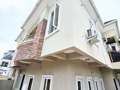 Nice and Standard Self Contain — Chevron, Lekki Expressway, Lekki, Lagos