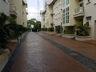 Luxury 4 Bedrooms Terraced Duplex with BQ and Swimming Pool — Off Ahmadu Bello Way Victoria Island., Victoria Island (VI), Lagos