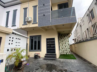 Spacious Furnished 4 Bedroom Duplex &24HRS Inverter & Diesel Gen — Lekki, Lagos