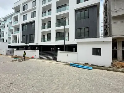 2 Bedroom Apartment — Lekki Phase 1, Lekki, Lagos