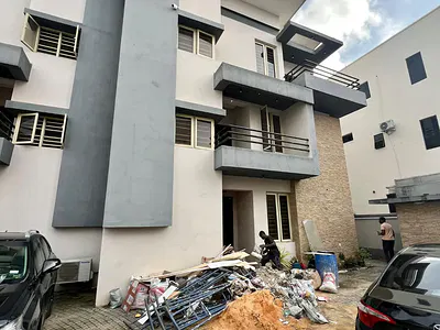4 Bedroom Semi-Detached Triplex with BQ — Off Sobo Arobiodu Street, Ikeja GRA, Ikeja, Lagos