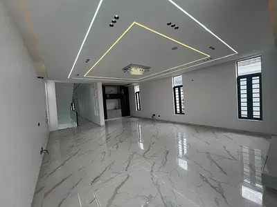 6 Bedroom Luxury Detached Duplex — Lekki, Lagos