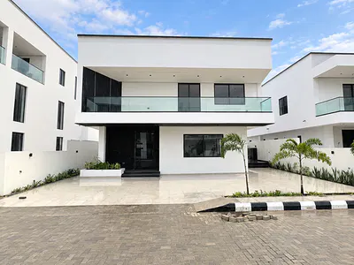 5 Bed Detached Duplex with S/Pool, Cinema, Ev Change Hub, S/ Light & BQ — Lekki Phase 1, Lekki, Lagos