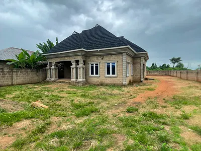 3 Bedroom Detached Bungalow with Self Contain — First Gate, Igoba, Akure, Akure, Ondo