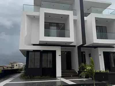 5 Bedroom Semi-Detached Duplex — Lekki, Lagos