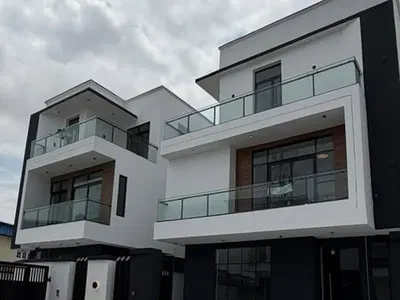 5 Bedroom Detached Duplex — Lekki, Lagos