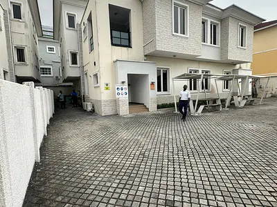 5 Bedroom Detached Duplex — Lekki, Lagos