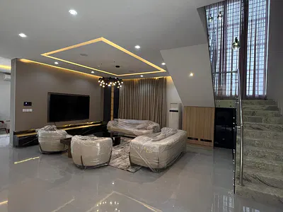 Contemporary 6 Bedroom Detached Duplex — Ajah, Lagos