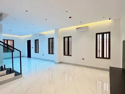 3 Bedroom Apartment with Elevator Rooftop Lounge — Ikoyi, Lagos