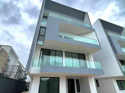 Luxury 5 Bedrooms Detached House + 2 RMS BQ — Banana Island Estate, Banana Island, Ikoyi, Lagos