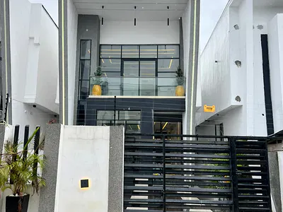 5 Bedroom Detached Duplex with Pool — Ajah, Lagos
