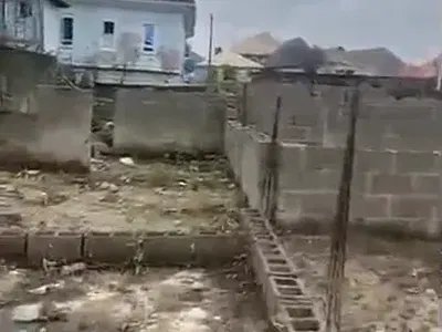 Residential Land with Foundation and Building Plan — Bucknor Axis, Isolo, Lagos