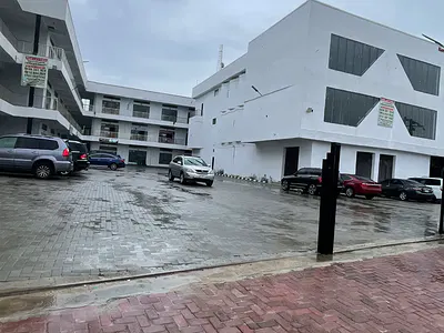 Luxurious Commercial Shop Space — Facing Busy Express Road, Sangotedo, Ajah, Lagos
