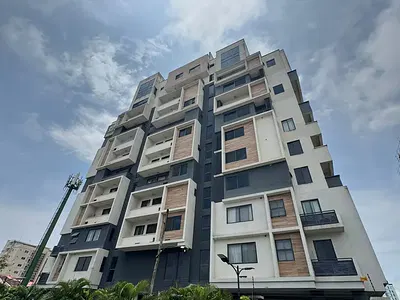 Fully Furnished 4 Bedroom Penthouse Apartment + BQ, Pool, Gym, Lounge — Victoria Island (VI), Lagos