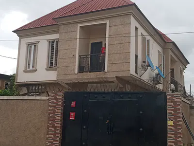 Lovely 2 Bedroom Flat, Upstairs — Magodo Phase 1, Magodo, Lagos