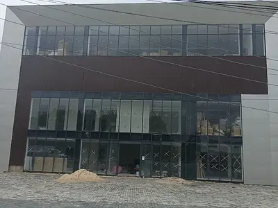 Commercial Shop Space — Facing Busy Express Road, Developed Area., Sangotedo, Ajah, Lagos