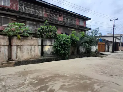 Residential Land with Demoshable Structures; 1,200SQM — Akoka, Yaba, Lagos