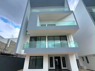 5-Bedroom Detached Home + 2 BQS, Elevator, Study, Cinema, Gym, Pool — Ikoyi, Lagos