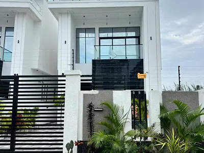 Luxury 5 Bedroom Detached Duplex with Pool & BQ — Ajah, Lagos