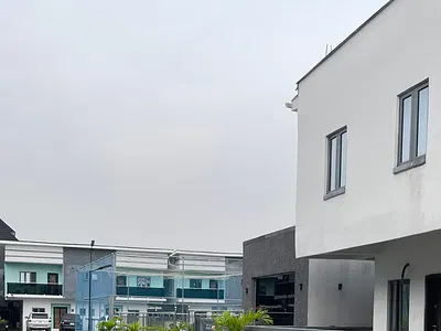 Sweet and Spacious Room Self Contain — Abijo, Ajah, Lagos