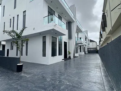 5 Bedroom Semi-Detached Duplex — Lekki, Lagos