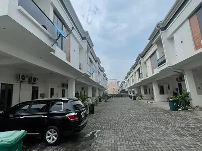 Luxury Semi- Brand- New 4-Bedroom Terrace Duplex — Orchid Road, Lekki, Lekki, Lagos
