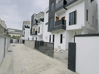 5 Bedroom Detached Duplex with BQ — GRA Phase 1, Magodo, Lagos