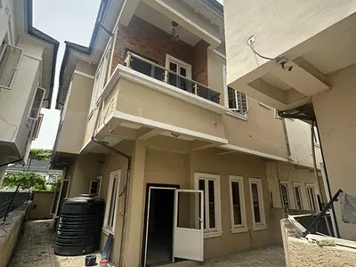 Well Maintained 4 Bedroom Duplex Self Compound — Lekki, Lagos