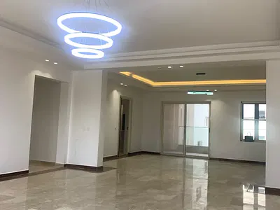 Luxury 3 Bedroom with BQ Elevator Gym Pool 24/7 — Ikoyi, Lagos