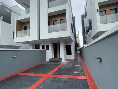 Gorgeously Built 5 Bedroom Detached Duplex with BQ — Ogudu, Lagos