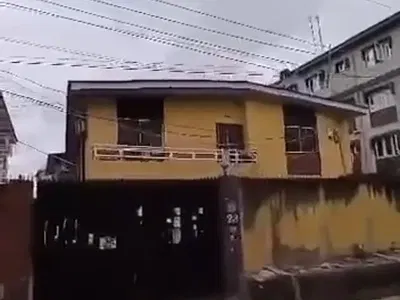 Block of 4 Flats, 3 Bedrooms Each — Pedro Rd, Shomolu, Lagos