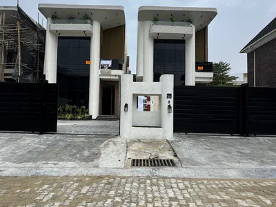 Five Bedroom Detached Duplex with Gym, Pool — Lekki, Lagos