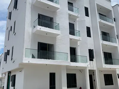 Gorgeous 1 Bedroom Apartment with Pool and Playground — Lekki, Lagos