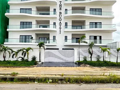 2 Bedroom Apartment with Pool & Gym — Lekki Phase 1, Lekki, Lagos