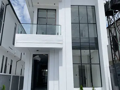 Stunning 5 Bedroom Duplex with a Pool and BQ — Lekki, Lagos