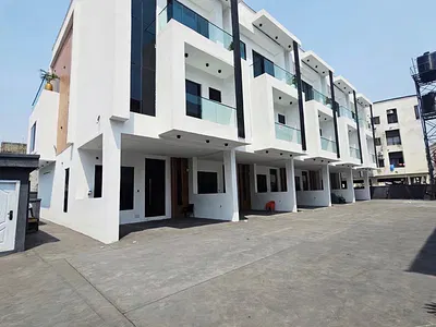 4 Bedroom Terraced Duplex with Pool — Osapa, Lekki, Lagos