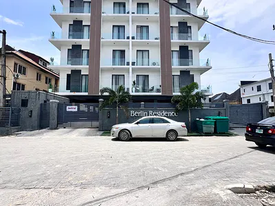 *2 Bedroom Apartment with Swimming Pool & Elevator* — Lekki, Lagos